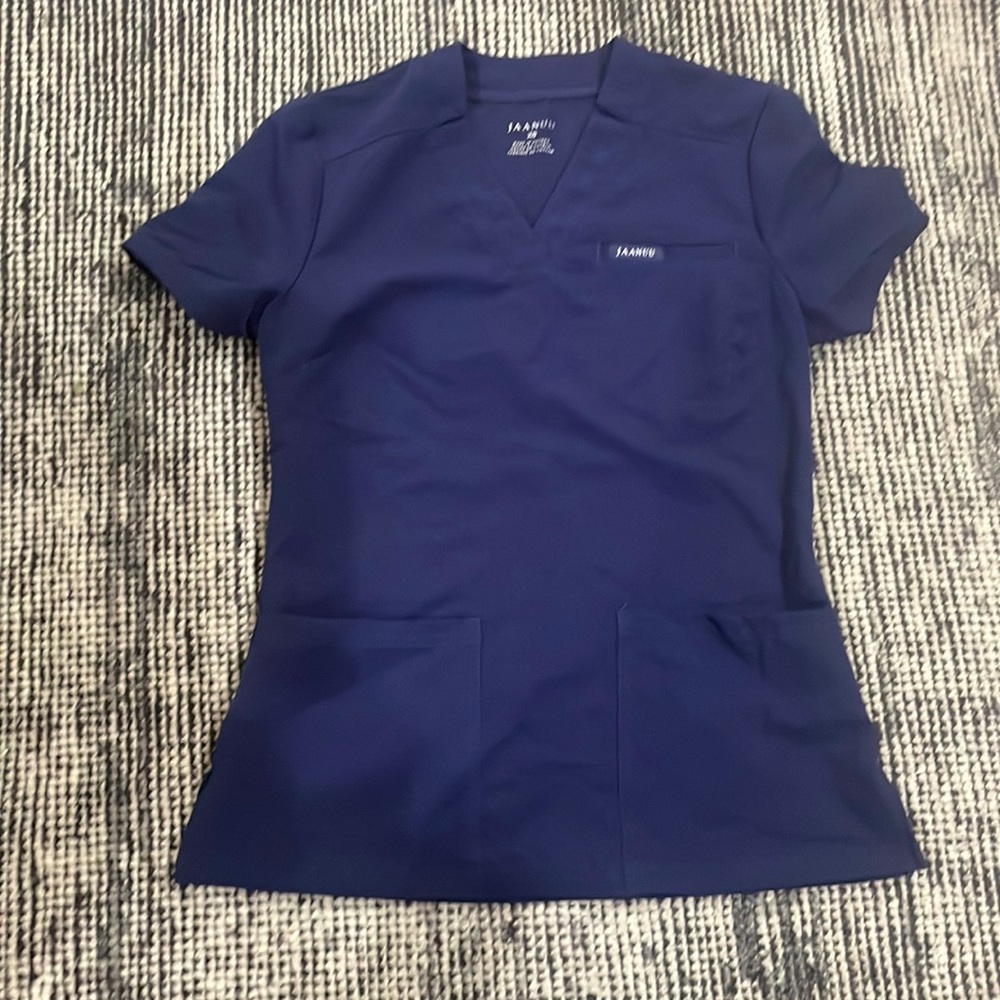 Xs Januu navy scrub to